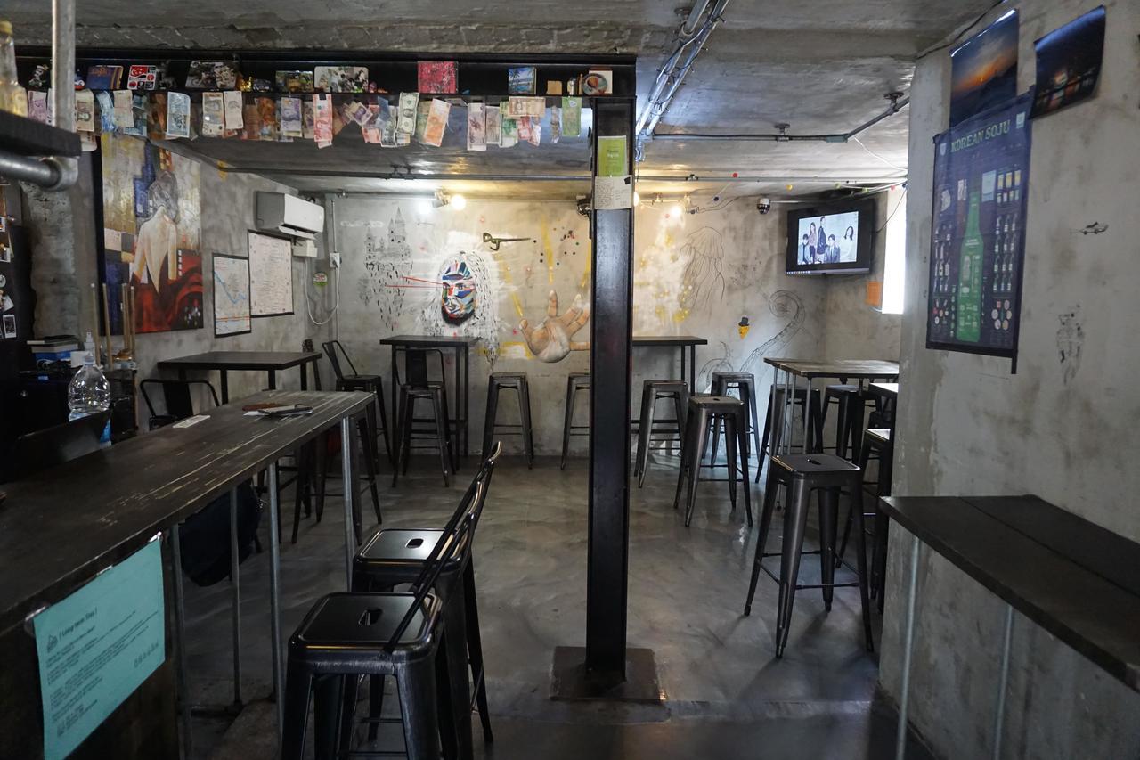 Time Travelers Party Hostel In Hongdae Seoel Buitenkant foto